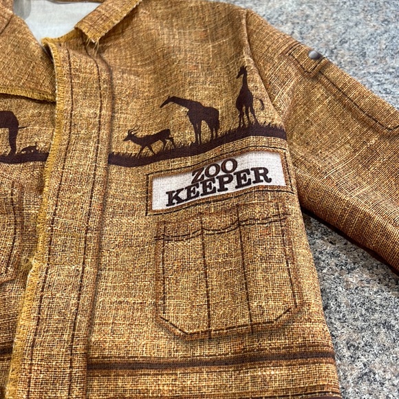Zookeeper costume size 4–5 T - Picture 4 of 8